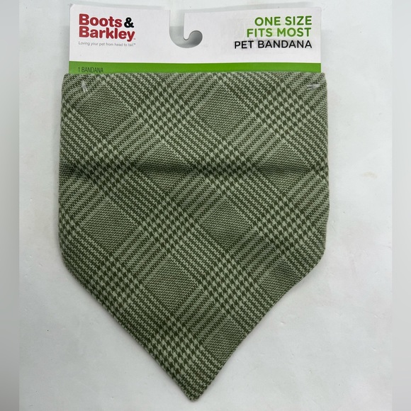 NWT Boots & Barkley Green Houndstooth Patterned Bandana for Dogs - Picture 1 of 4